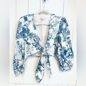 Gianni Bini Cottagecore Blue White Puff Sleeve Crop Blouse Medium
